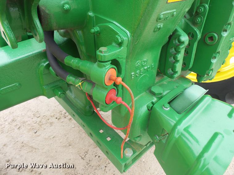 image for item DV9372 John Deere 520 tractor