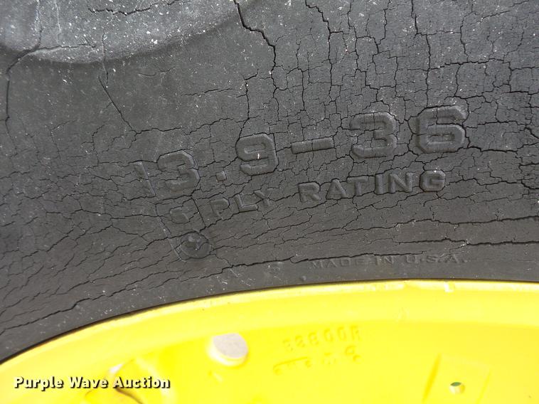 image for item DV9372 John Deere 520 tractor