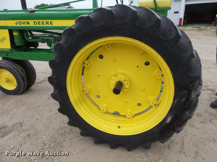 image for item DV9372 John Deere 520 tractor