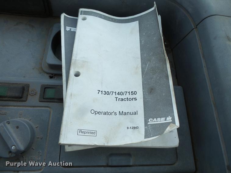 image for item DV9389 International 7140 MFWD tractor