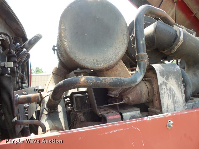 image for item DV9389 International 7140 MFWD tractor