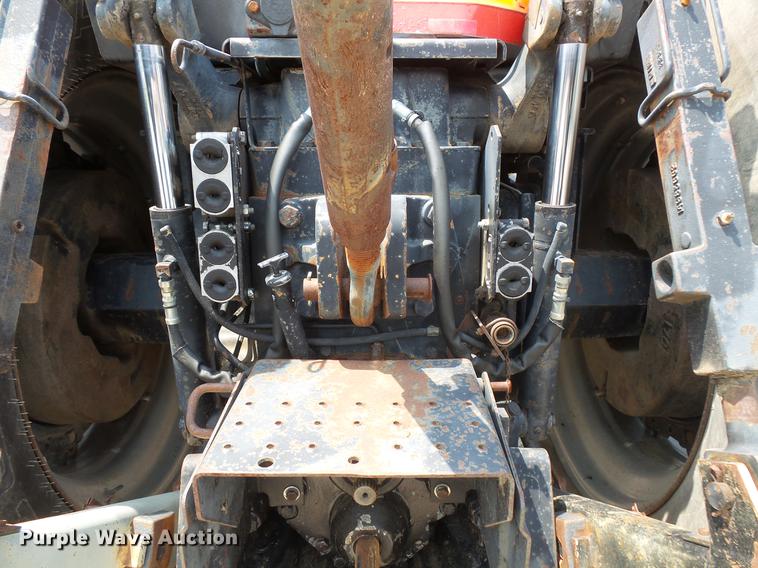 image for item DV9389 International 7140 MFWD tractor