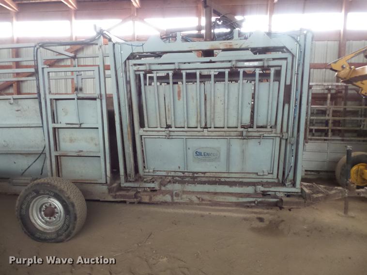 image for item DV9423 Silencer squeeze chute