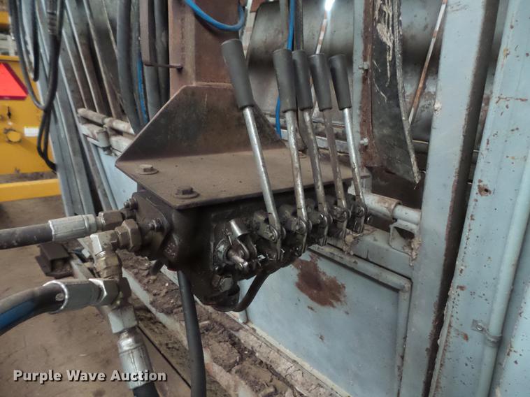 image for item DV9423 Silencer squeeze chute