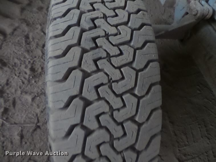 image for item DV9423 Silencer squeeze chute