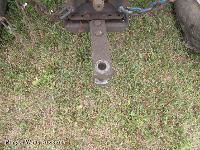 image for item DV9427 Ford 2810 tractor