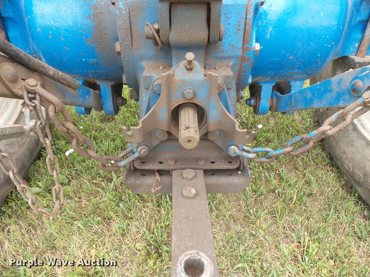 image for item DV9427 Ford 2810 tractor