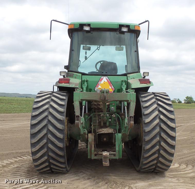 image for item DV9428 John Deere 8400T tractor