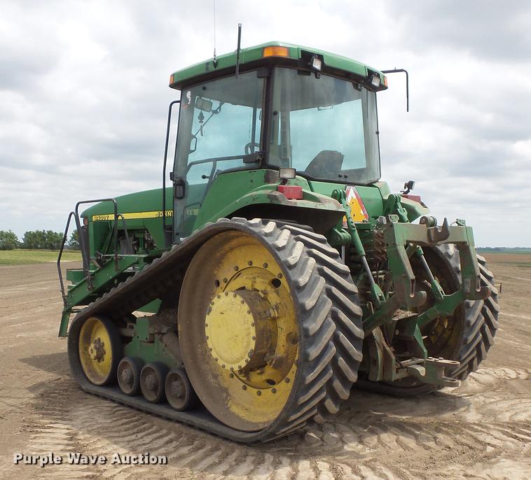 image for item DV9428 John Deere 8400T tractor