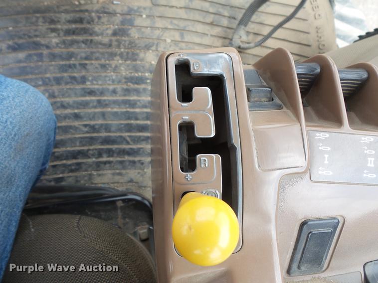 image for item DV9428 John Deere 8400T tractor