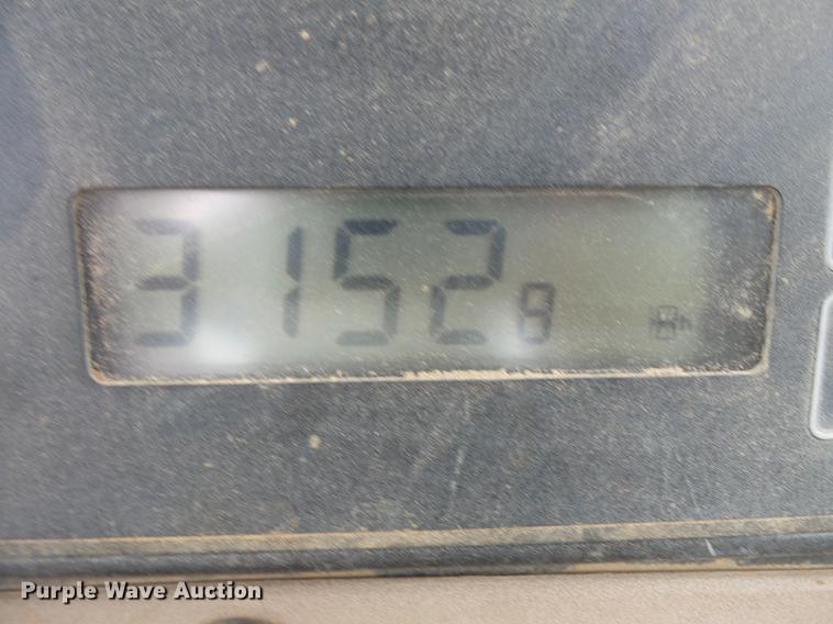 image for item DV9428 John Deere 8400T tractor