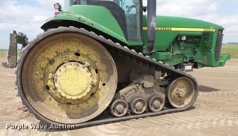 image for item DV9428 John Deere 8400T tractor