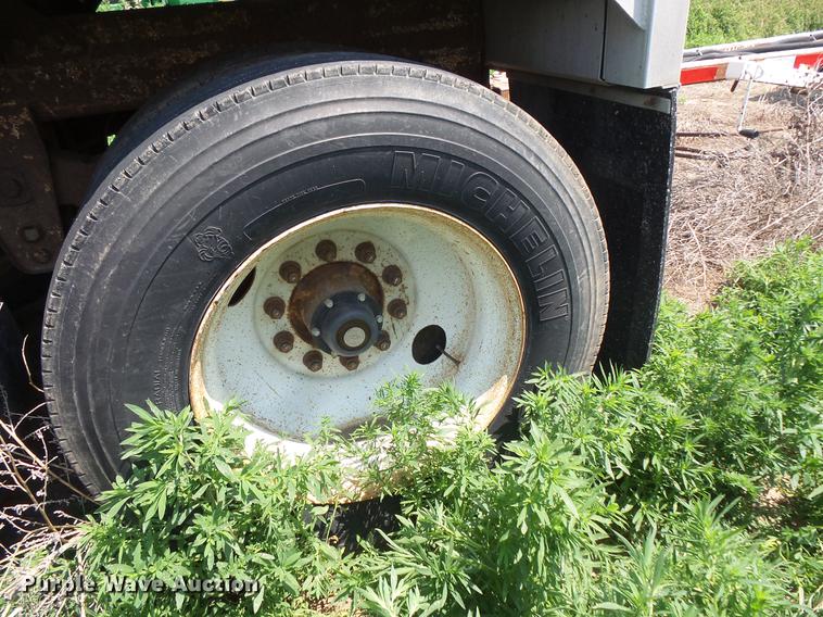 image for item DV9434 1996 Timpte double hopper bottom grain trailer