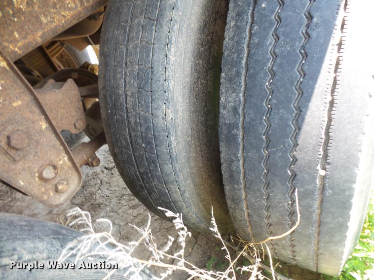 image for item DV9434 1996 Timpte double hopper bottom grain trailer