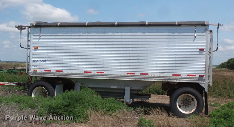 image for item DV9435 1996 Timpte single hopper grain trailer