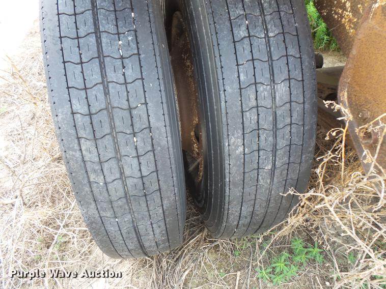 image for item DV9435 1996 Timpte single hopper grain trailer