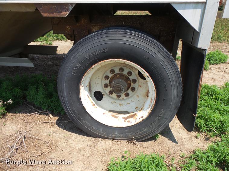 image for item DV9435 1996 Timpte single hopper grain trailer