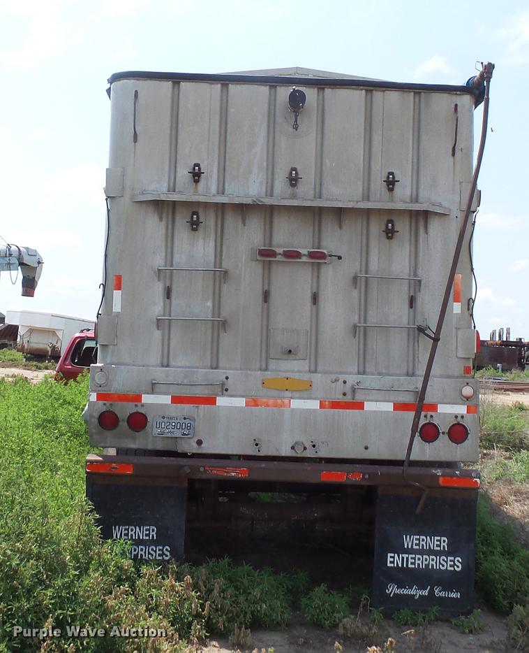 image for item DV9437 1984 J&L Tank Inc. JLST double hopper bottom wet/dry grain trailer