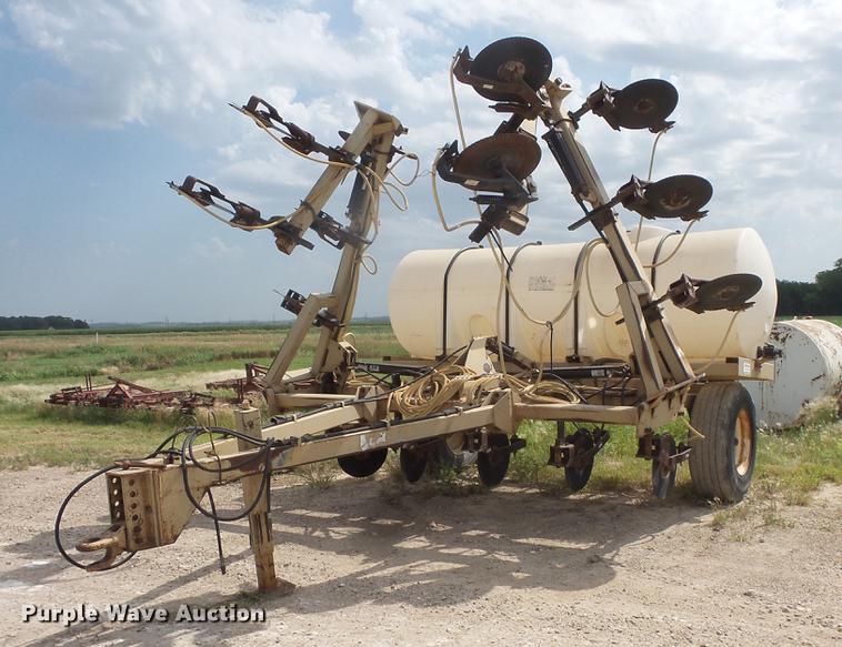 Ag Systems 6200 applicator in Gayville, SD Item DV9469 sold Purple Wave