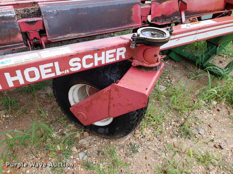 image for item EF9787 Hoelscher 1000 square bale accumulator