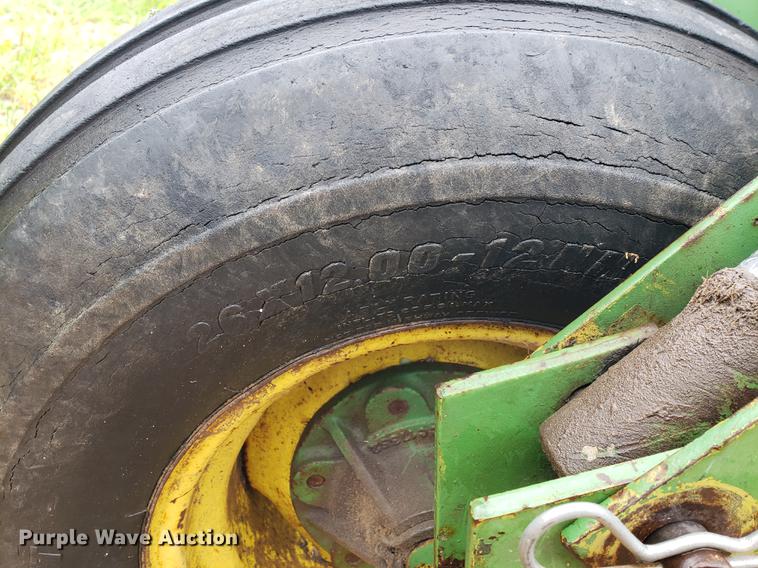 image for item EF9788 John Deere 1327 discbine mower conditioner