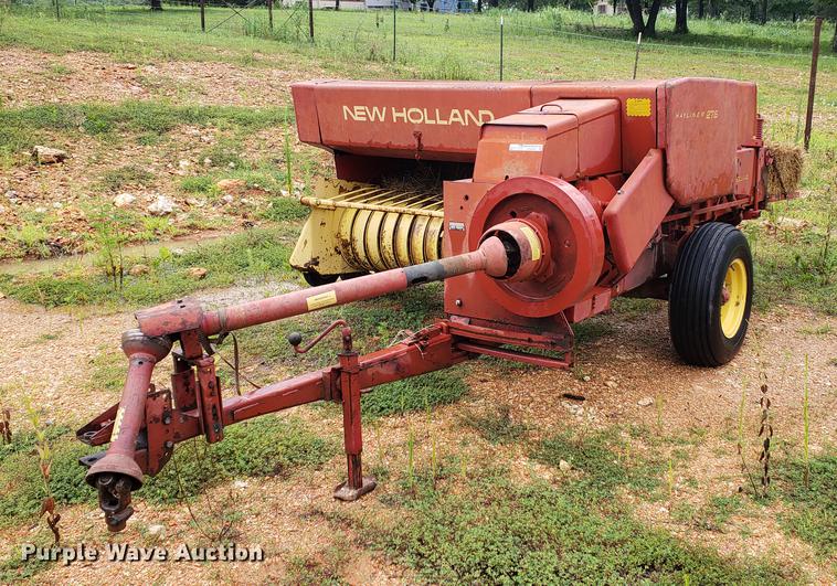image for item EF9790 New Holland Hayliner 276 square baler