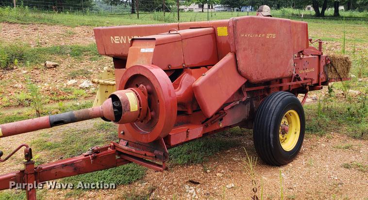 image for item EF9790 New Holland Hayliner 276 square baler