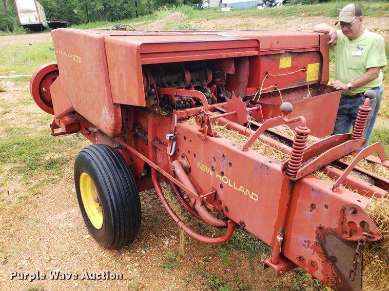image for item EF9790 New Holland Hayliner 276 square baler