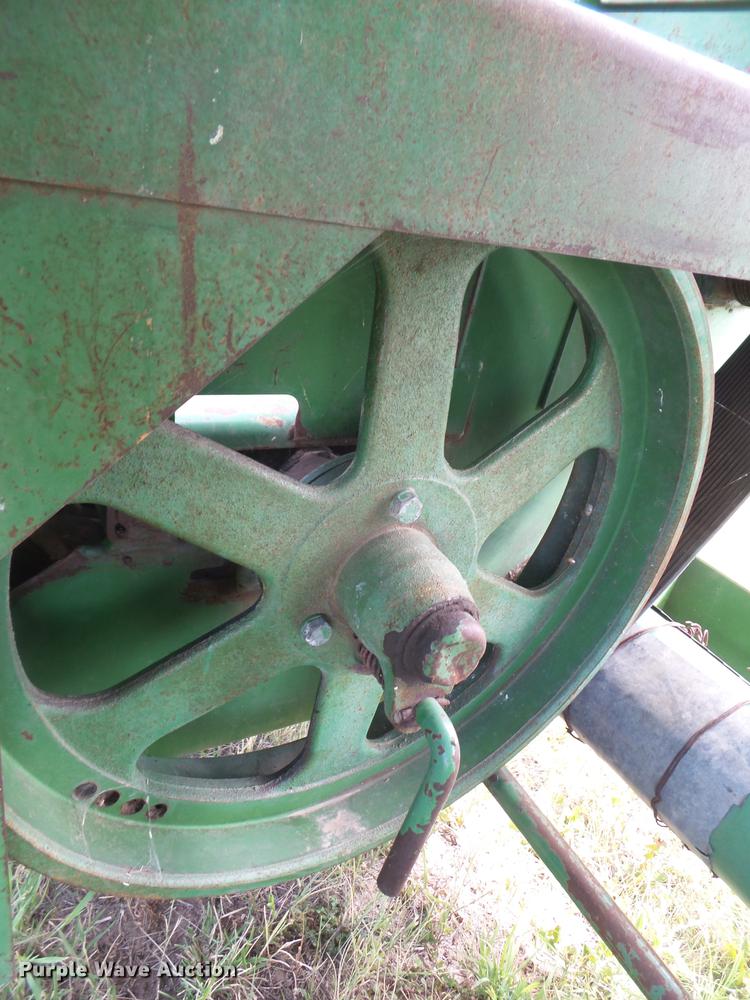 image for item EI9619 John Deere 400 tub grinder