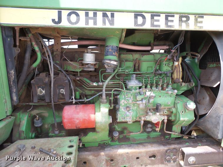 image for item EI9622 1979 John Deere 4440 tractor