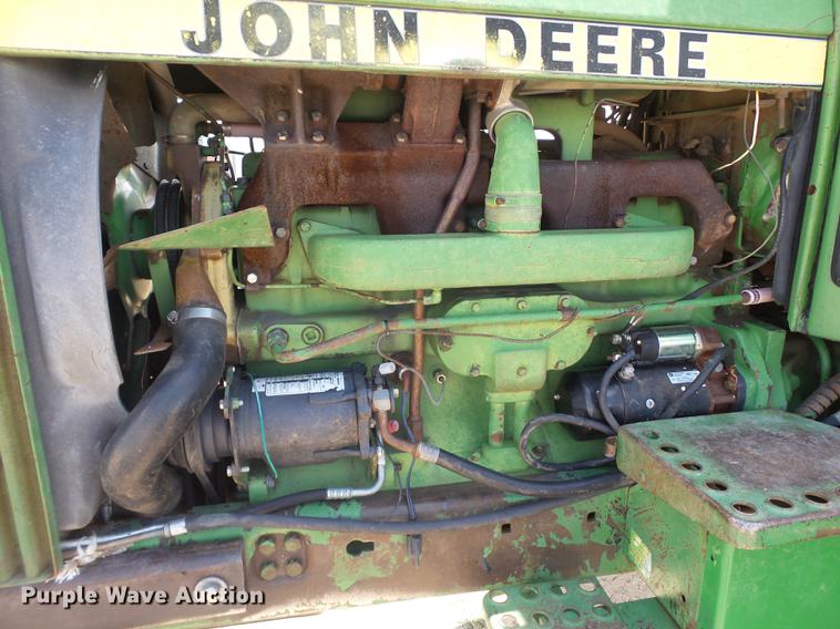 image for item EI9622 1979 John Deere 4440 tractor