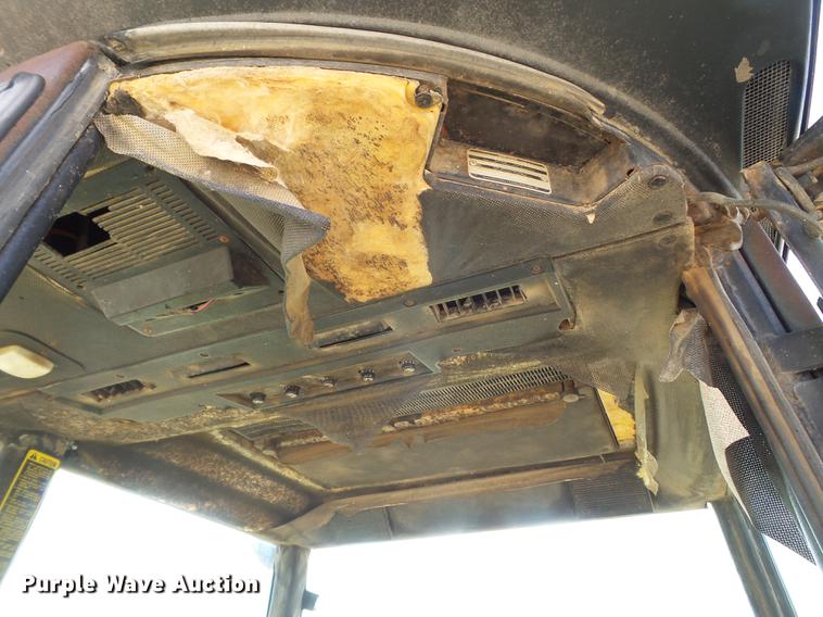 image for item EI9622 1979 John Deere 4440 tractor