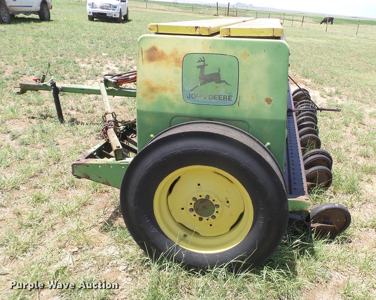 image for item EI9623 (2) John Deere 8300 grain drills