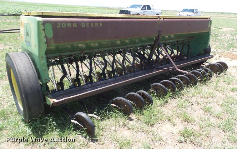 image for item EI9623 (2) John Deere 8300 grain drills