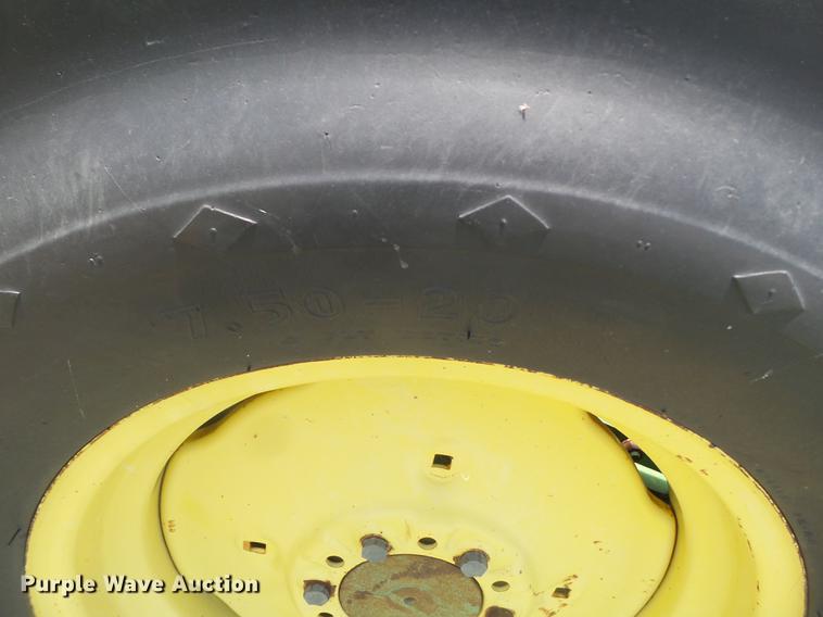 image for item EI9623 (2) John Deere 8300 grain drills