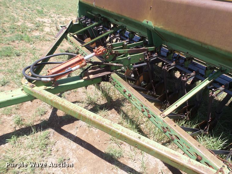 image for item EI9623 (2) John Deere 8300 grain drills