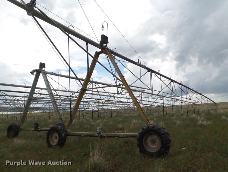 image for item EI9625 HK Tumac 1/4 mile center pivot