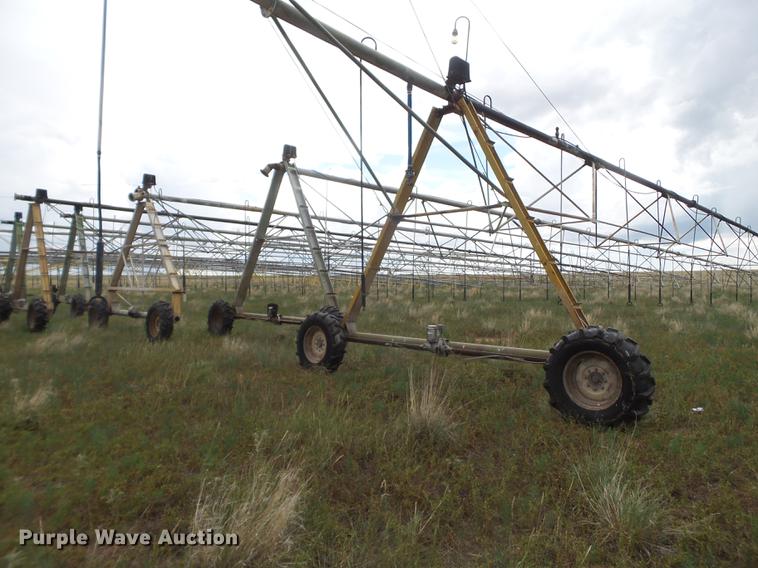 image for item EI9625 HK Tumac 1/4 mile center pivot