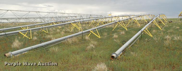 image for item EI9626 T&L 1/4 mile center pivot