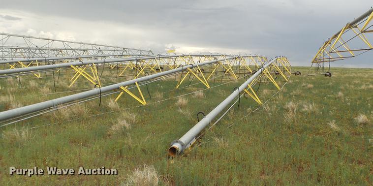 image for item EI9626 T&L 1/4 mile center pivot