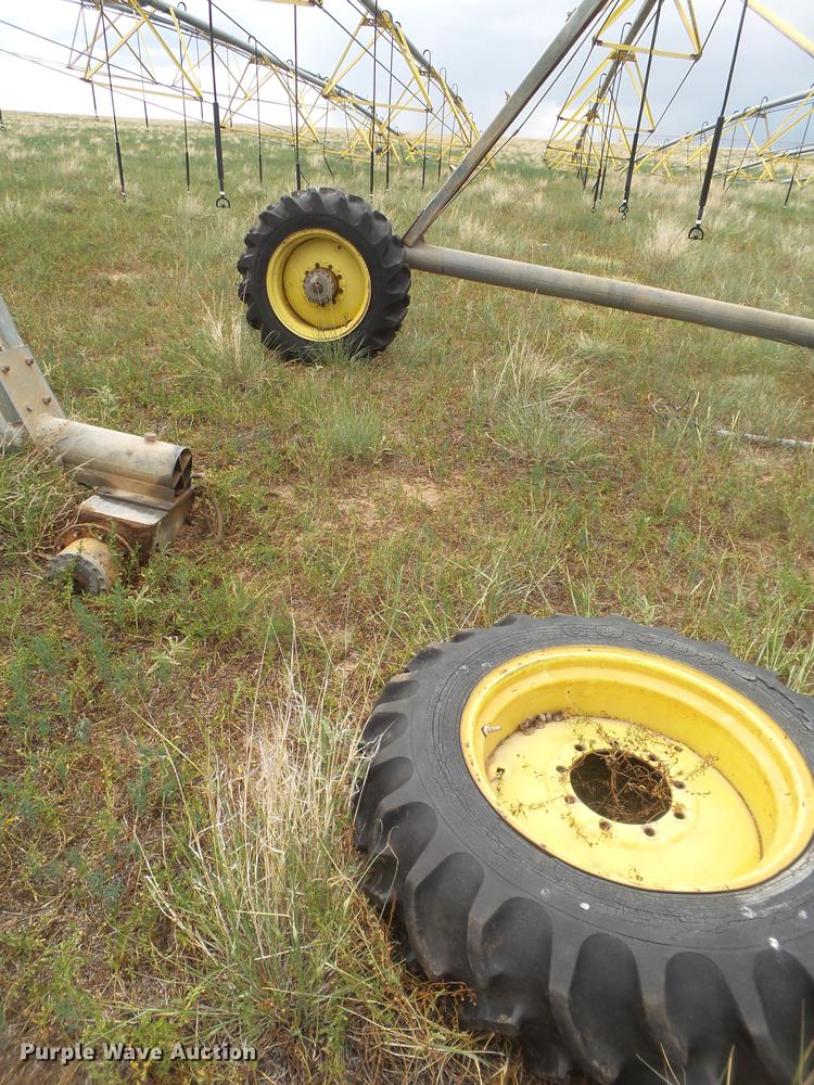 image for item EI9626 T&L 1/4 mile center pivot