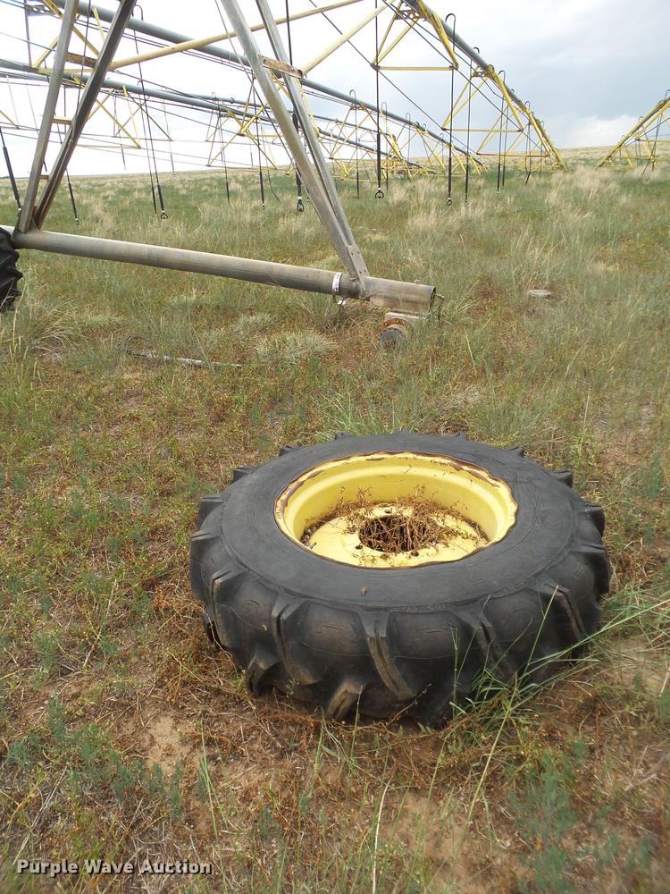 image for item EI9626 T&L 1/4 mile center pivot