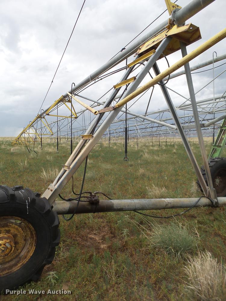 image for item EI9626 T&L 1/4 mile center pivot