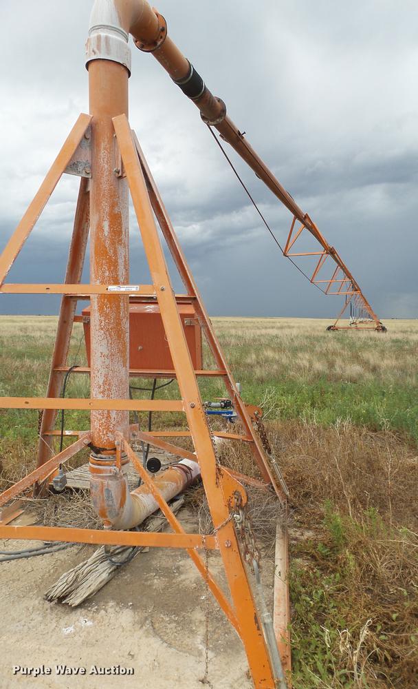 image for item EI9627 1/4 mile center pivot