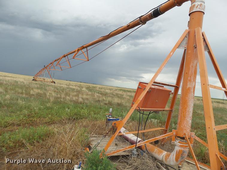 image for item EI9627 1/4 mile center pivot