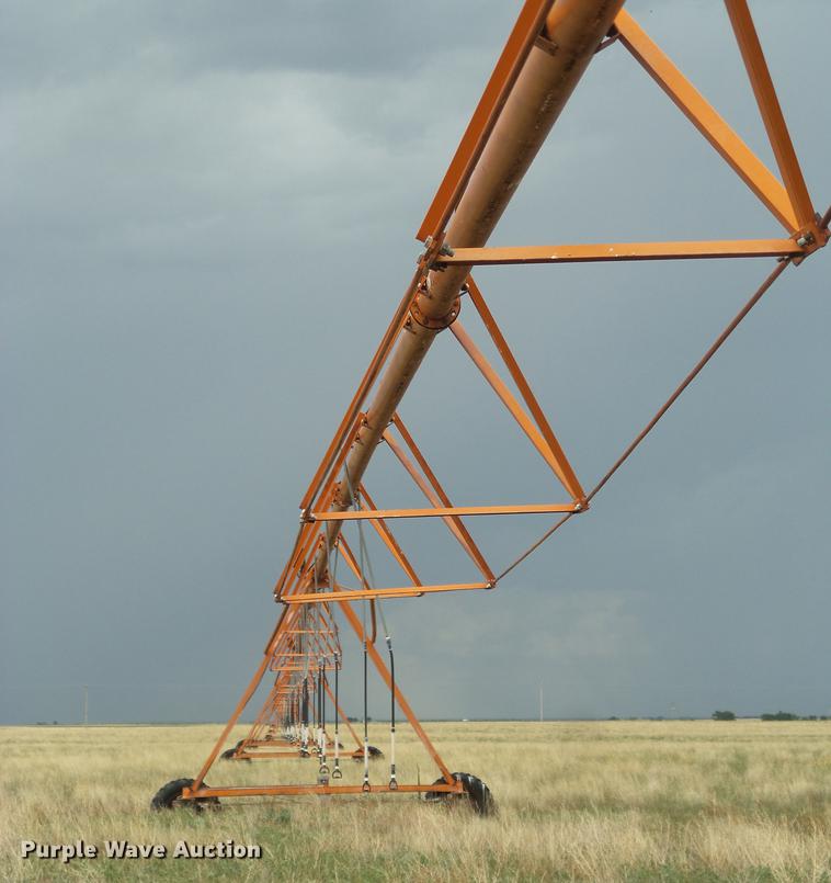 image for item EI9627 1/4 mile center pivot