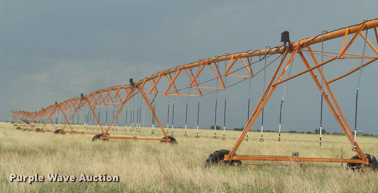 image for item EI9627 1/4 mile center pivot