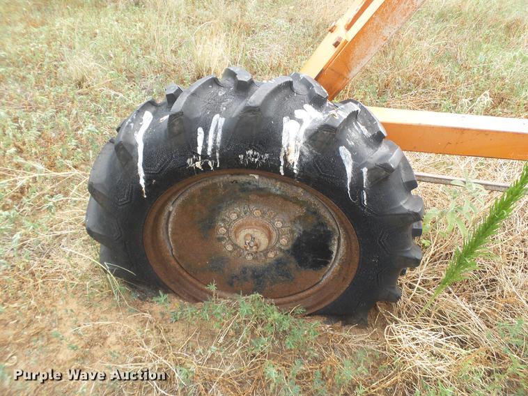 image for item EI9627 1/4 mile center pivot