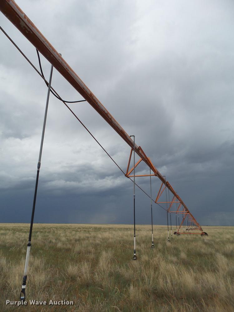 image for item EI9627 1/4 mile center pivot