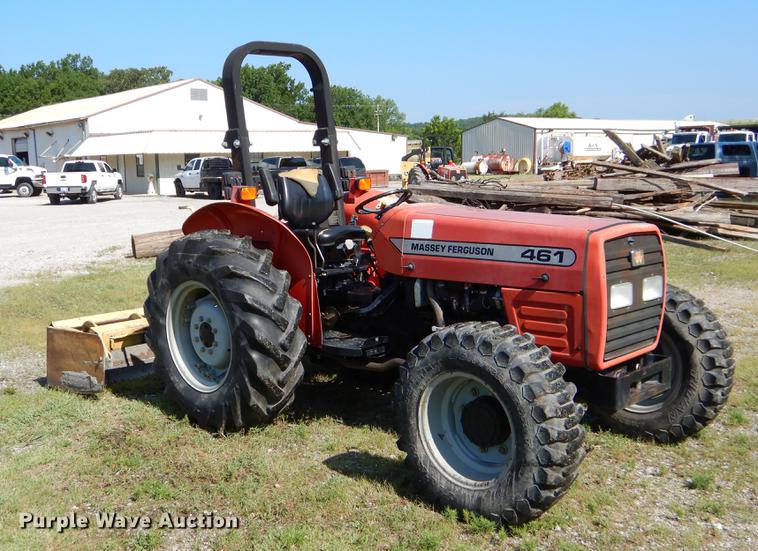 image for item EK9548 2004 Massey Ferguson 461 4WD tractor